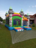 Dvorac na napuhavanje Kaštel - Slika 2